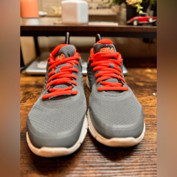 FILA Athletic Running Shoes Gray/‎ Orange Size 9 - Picture 10 of 10